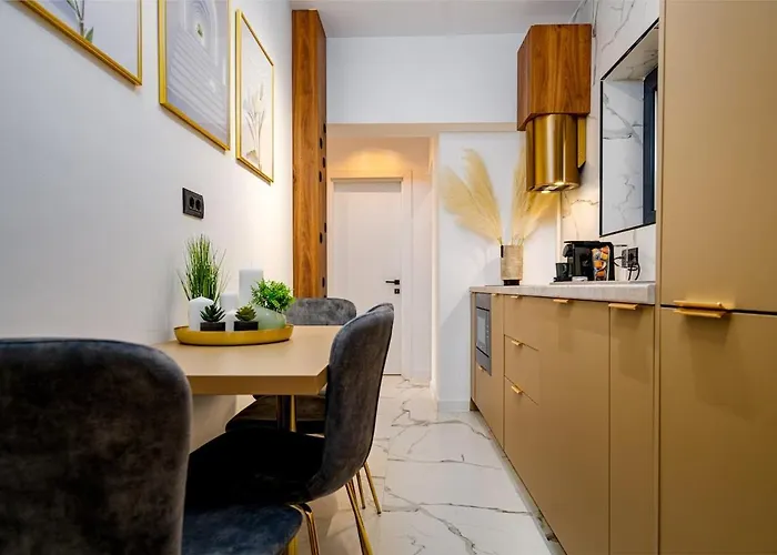 Apartman Downtown Athenaeum View