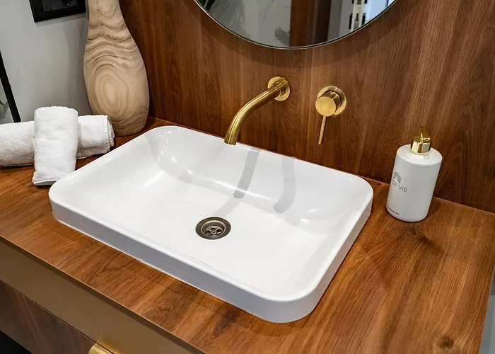 Downtown Athenaeum View 아파트