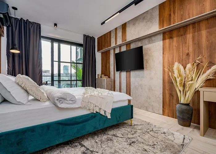 Downtown Athenaeum View Apartman *